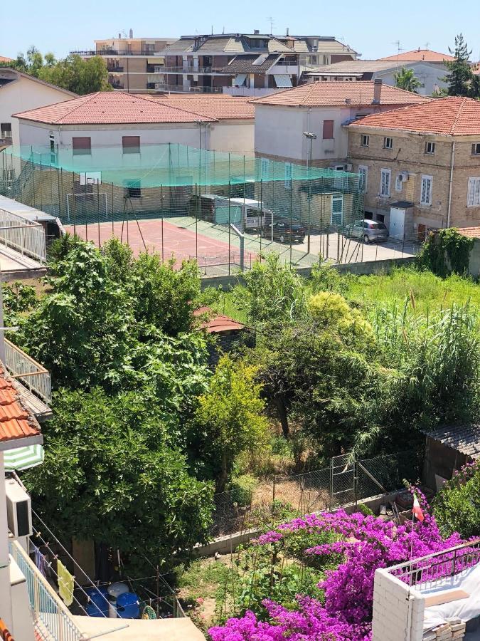 D Annunziohouse Bed and Breakfast Martinsicuro Εξωτερικό φωτογραφία
